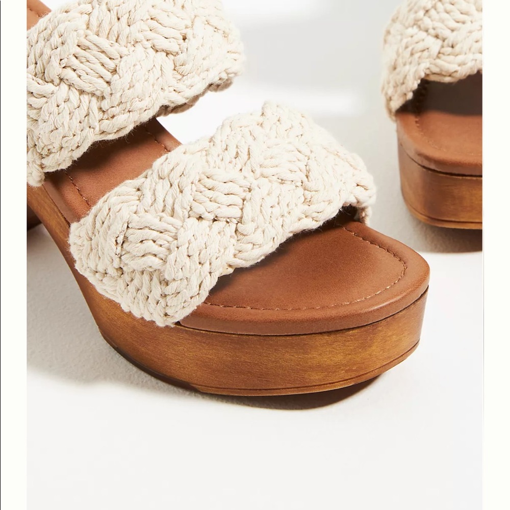 Seychelles Smoke Show Heels NIB